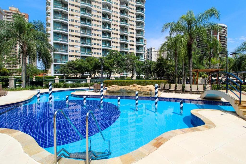 Barra Da Tijuca - 508 - De Frente Para Maravilhosa Piscina - Estacionamento Gratuito - Academia Comphania Atletica - Balsa Para Praia Gratis - Microondas - Geladeira Grande - Recepcao 24Horas - Wi-Fi - Com Pia ริโอเดจาเนโร ภายนอก รูปภาพ