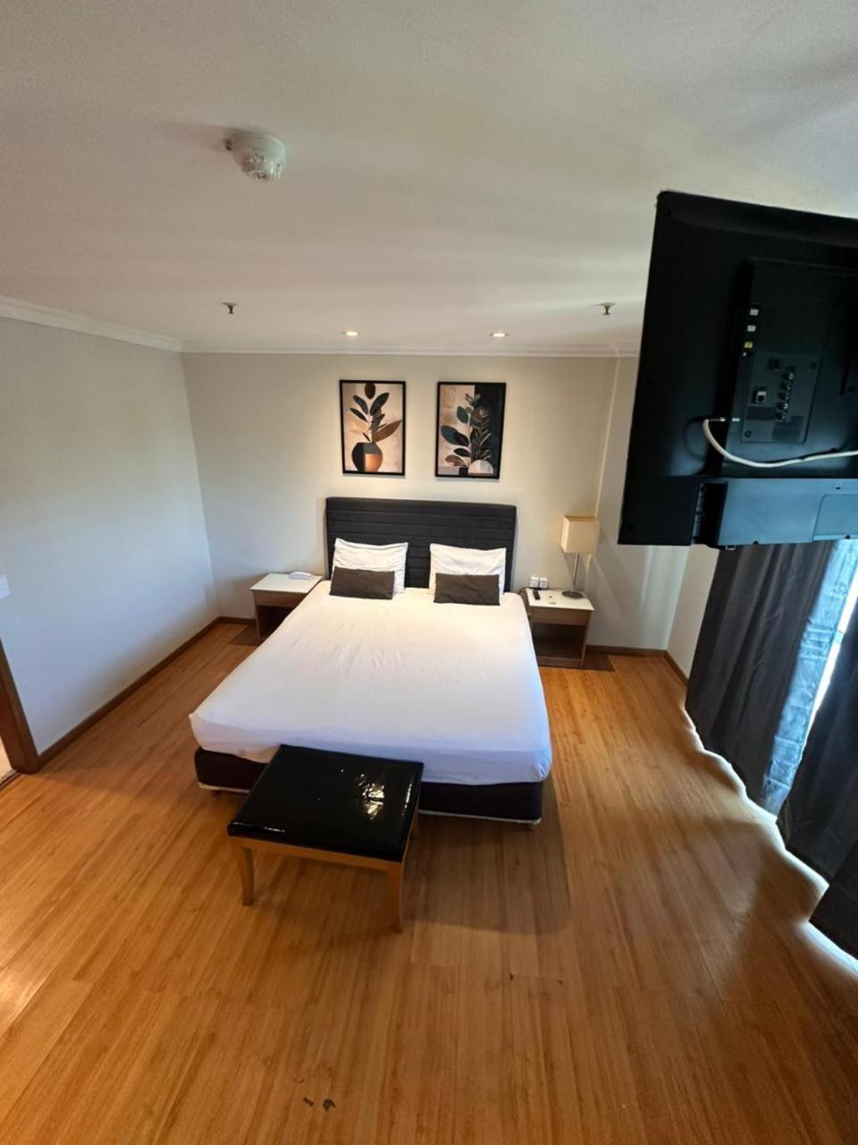 Barra Da Tijuca - 508 - De Frente Para Maravilhosa Piscina - Estacionamento Gratuito - Academia Comphania Atletica - Balsa Para Praia Gratis - Microondas - Geladeira Grande - Recepcao 24Horas - Wi-Fi - Com Pia ริโอเดจาเนโร ภายนอก รูปภาพ